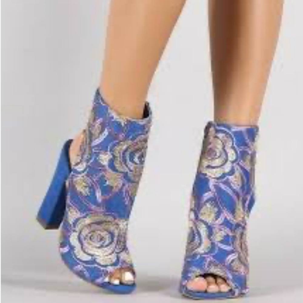 Blue and pink open toe booty style heel